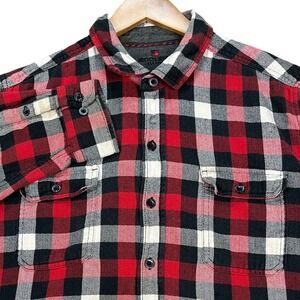 Woolrich Button Down Shirt Mens XL Red Black Buffalo Check Long Sleeve Flannel